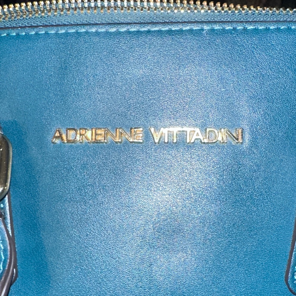 Adrienne Vittadini teal leather satchel gold accents charm and feet like new - Picture 11 of 16